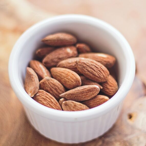 Nuts - roasted almonds - 100g
