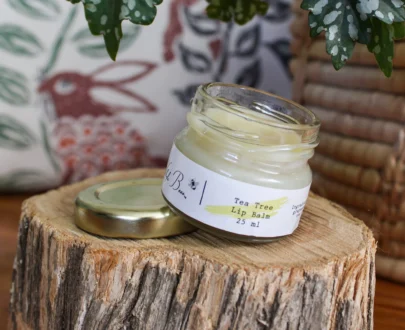 Whyle Bees Tea Tree Lip Balm 25ml